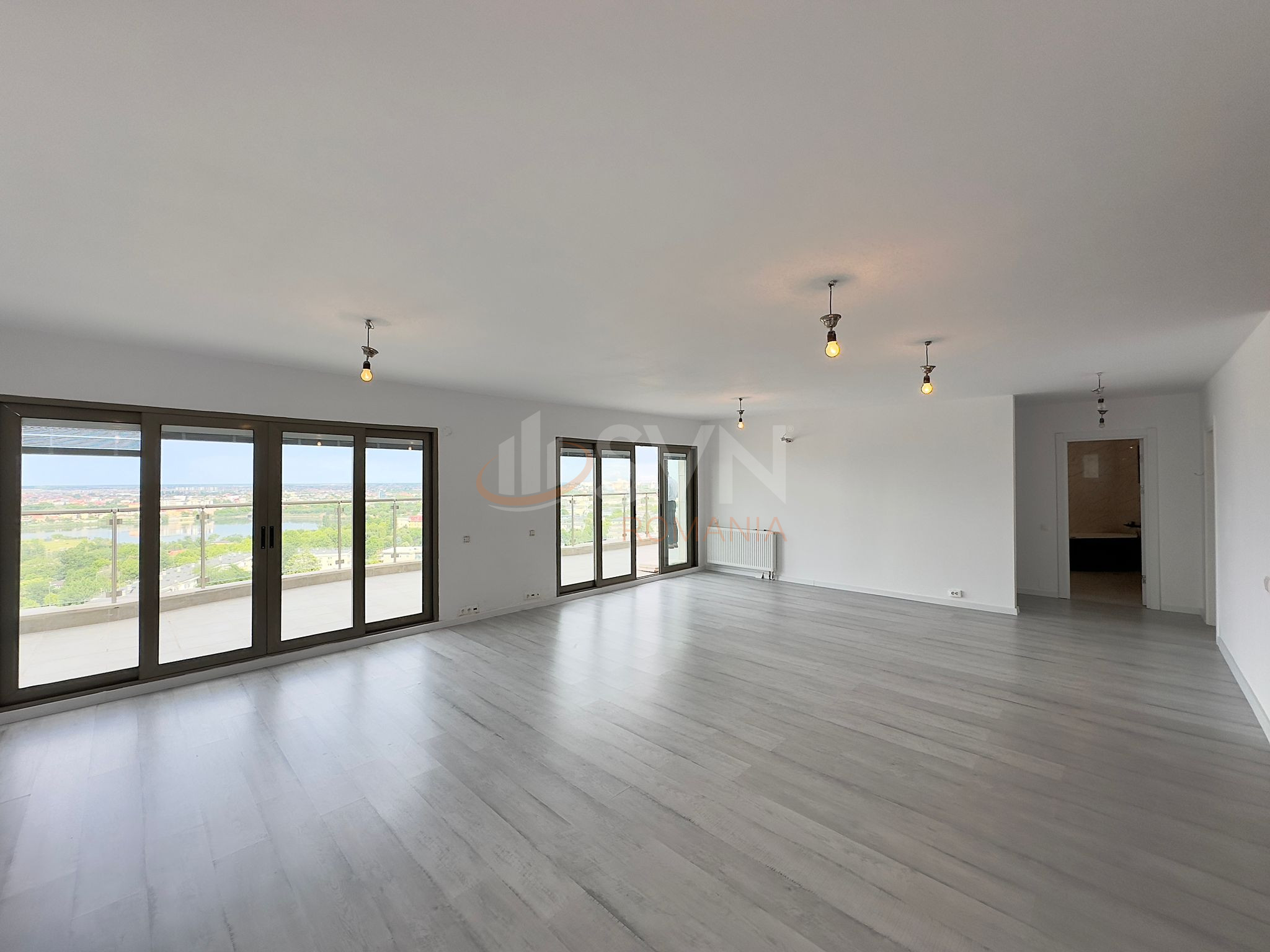 Apartament, 6 camere Bucuresti/Lacul Tei