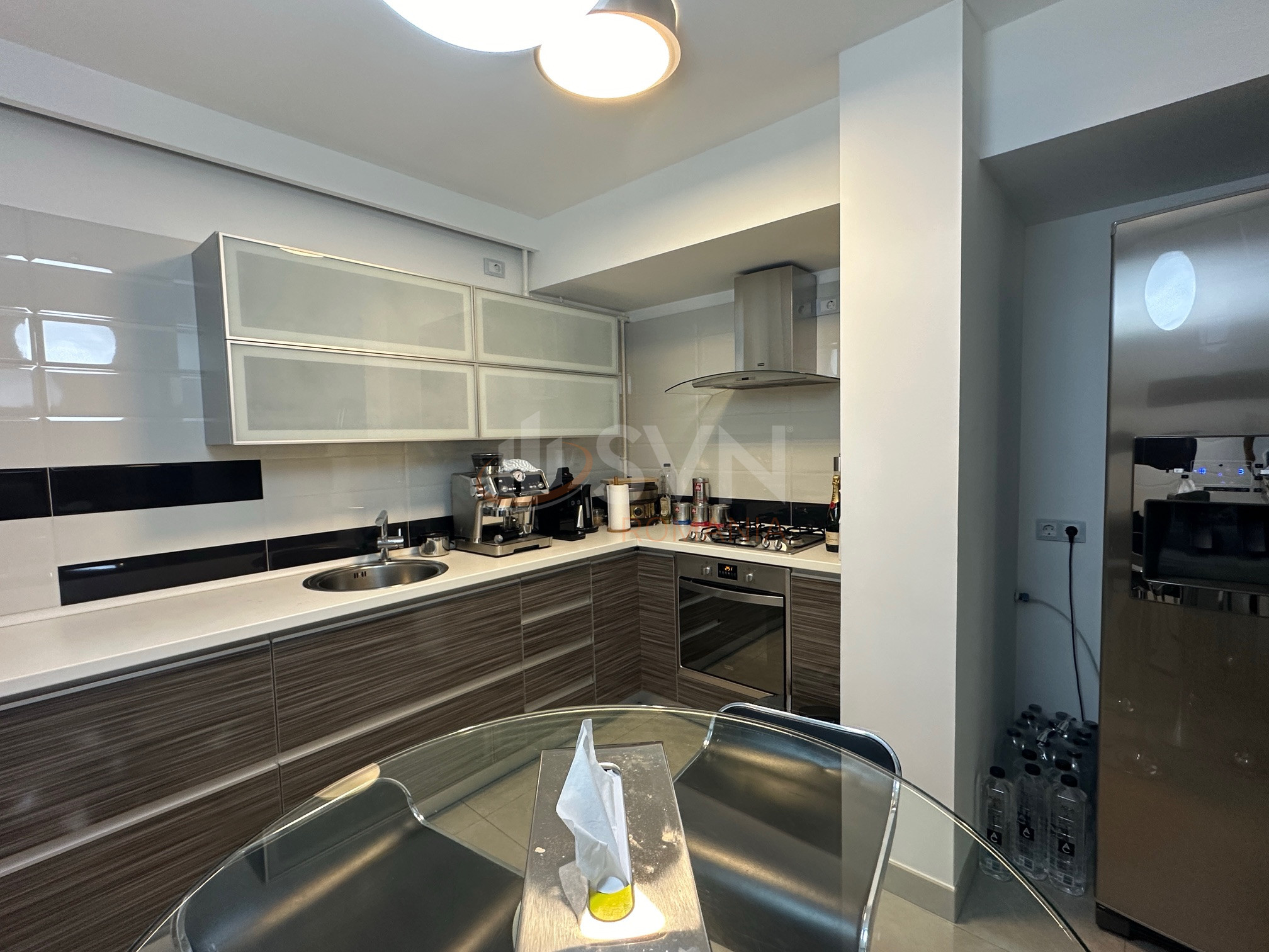Apartament, 6 camere Bucuresti/Timpuri Noi