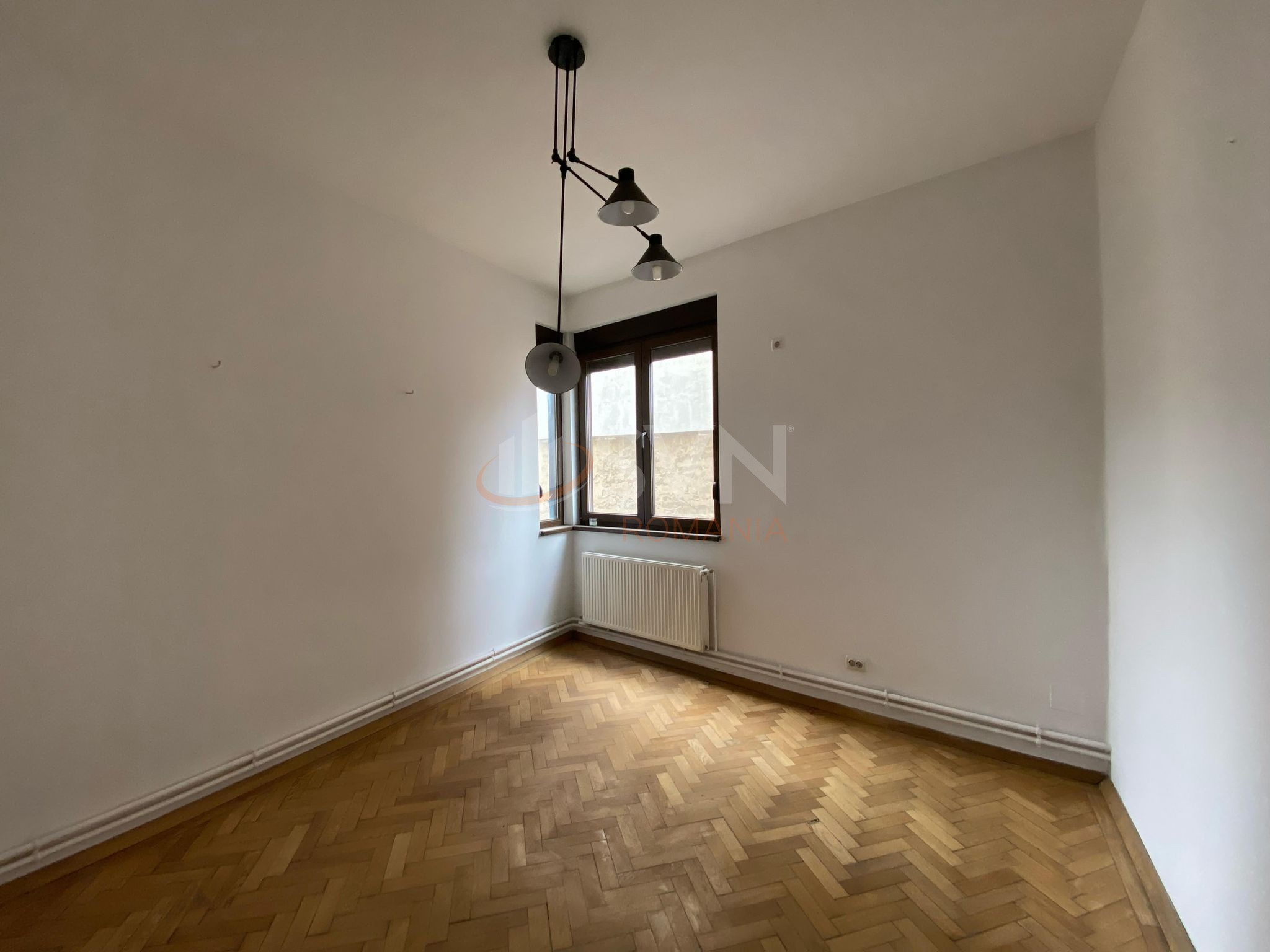 Apartament, 6 camere Bucuresti/Nerva Traian