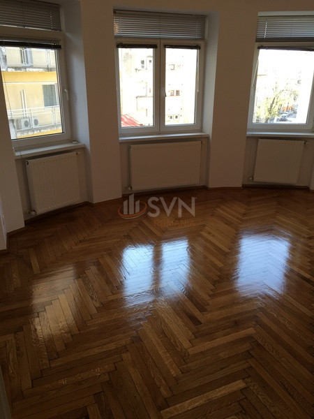 Apartament, 6 camere Bucuresti/Armeneasca