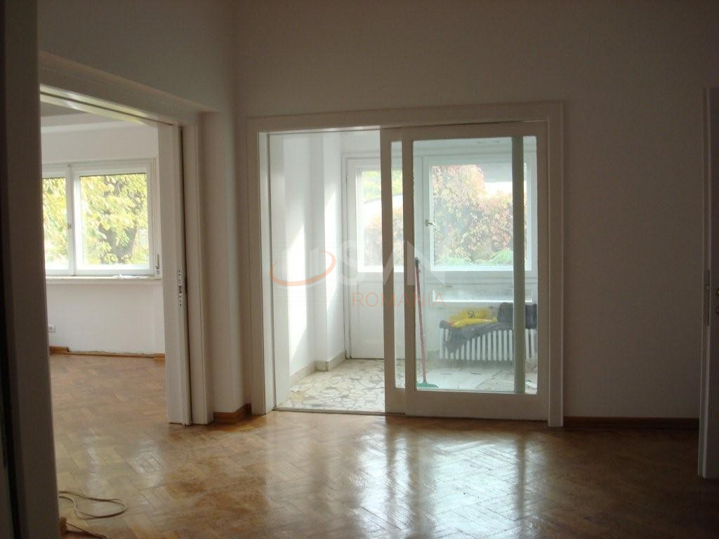 Apartament, 7 camere Bucuresti/Capitale
