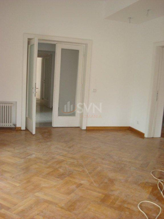 Apartament, 7 camere Bucuresti/Capitale