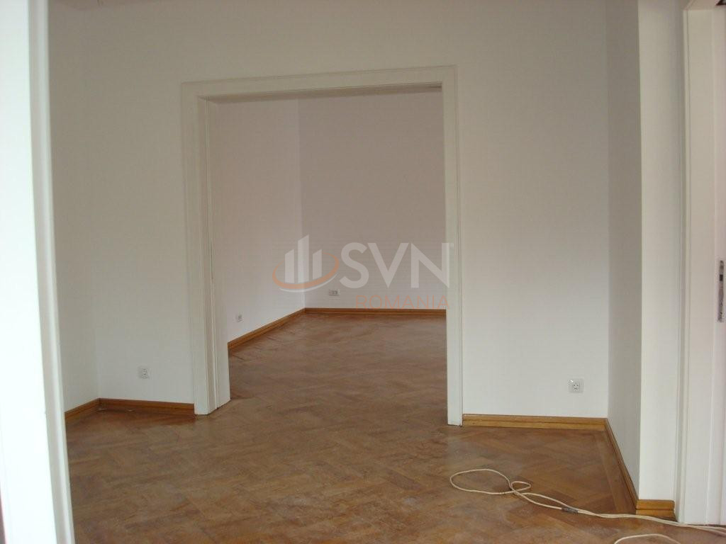 Apartament, 7 camere Bucuresti/Capitale