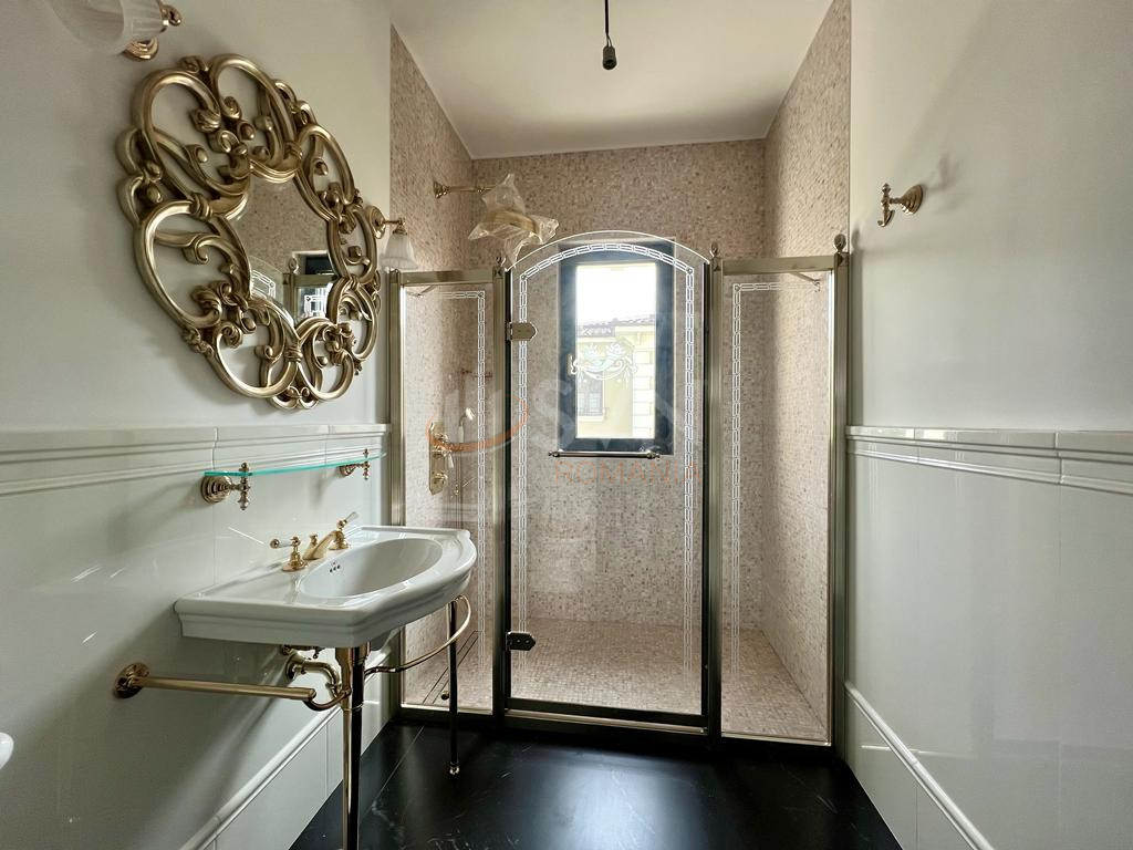 Apartament, 7 camere Bucuresti/Parcul Carol