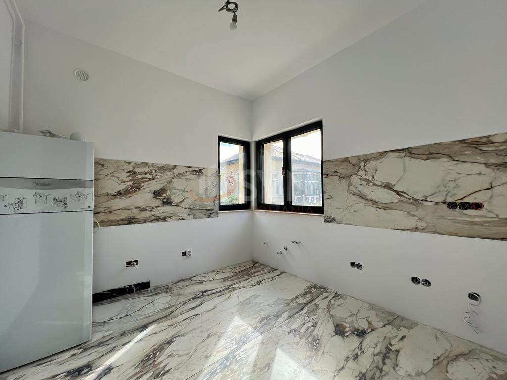 Apartament, 7 camere Bucuresti/Parcul Carol