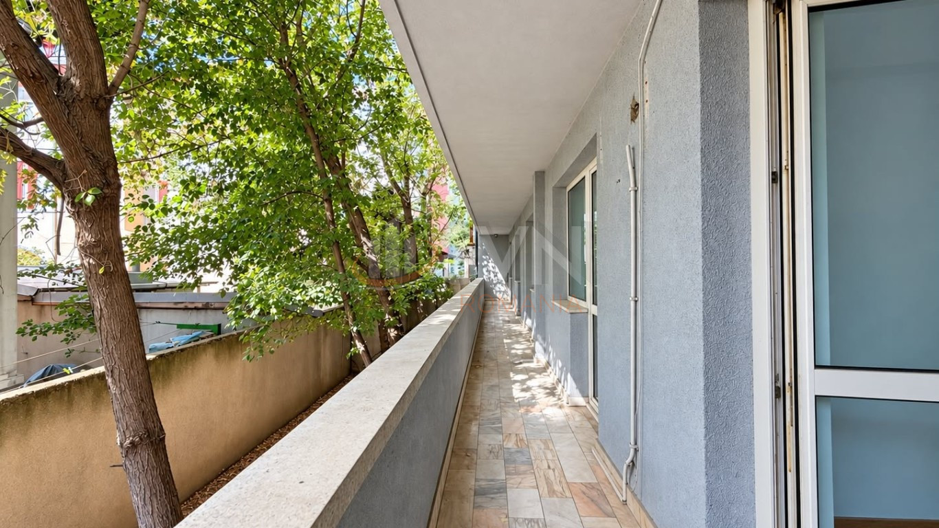 Apartament, 8 camere Bucuresti/Aviatorilor