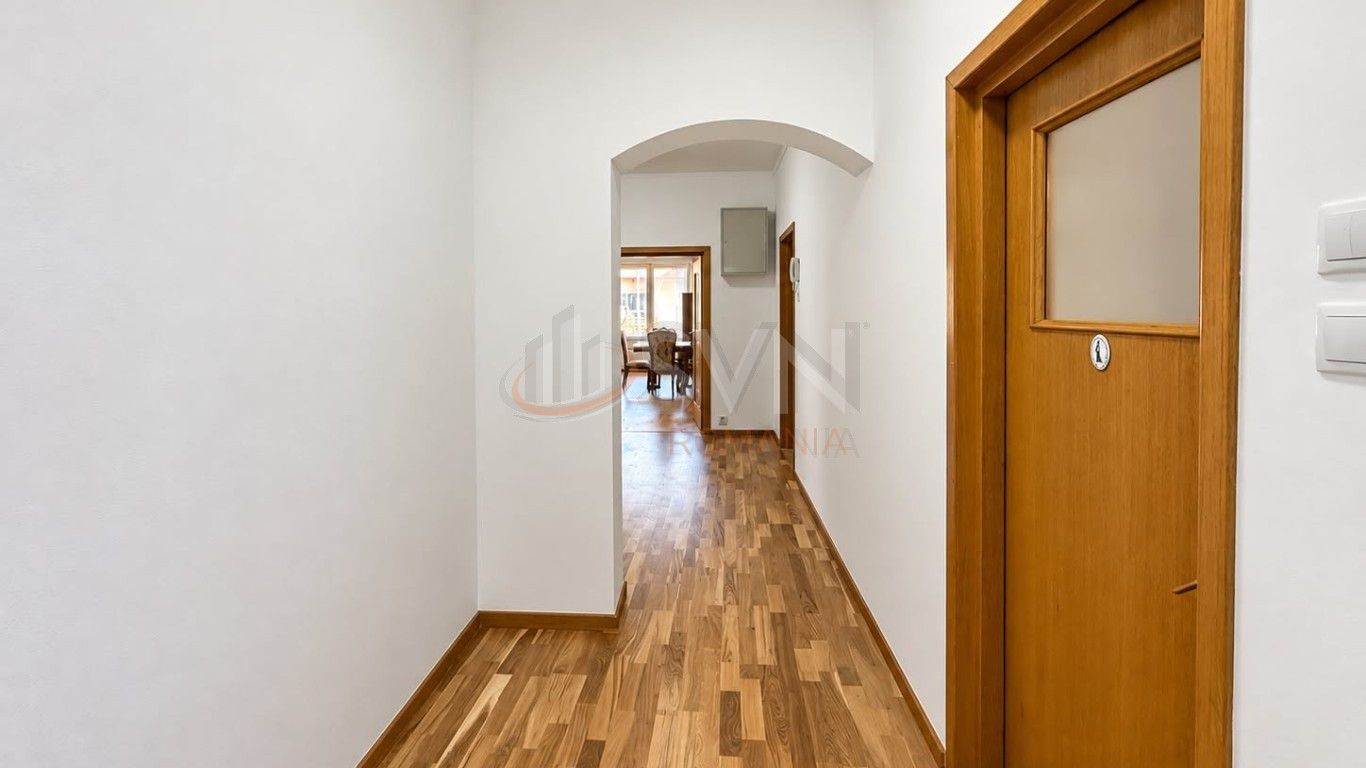 Apartament, 8 camere Bucuresti/Kiseleff