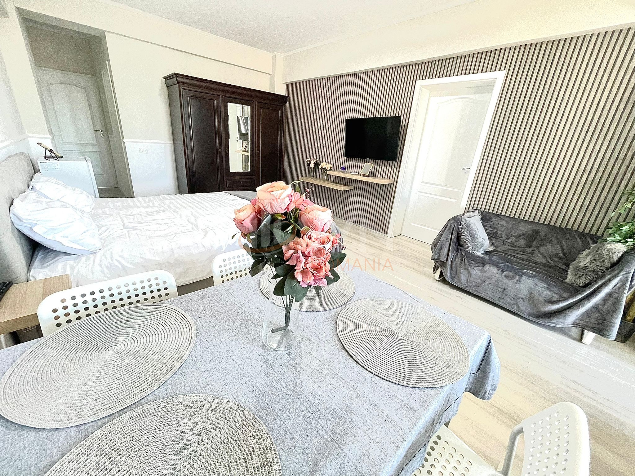 Apartament, 8 camere Bucuresti/Aviatiei