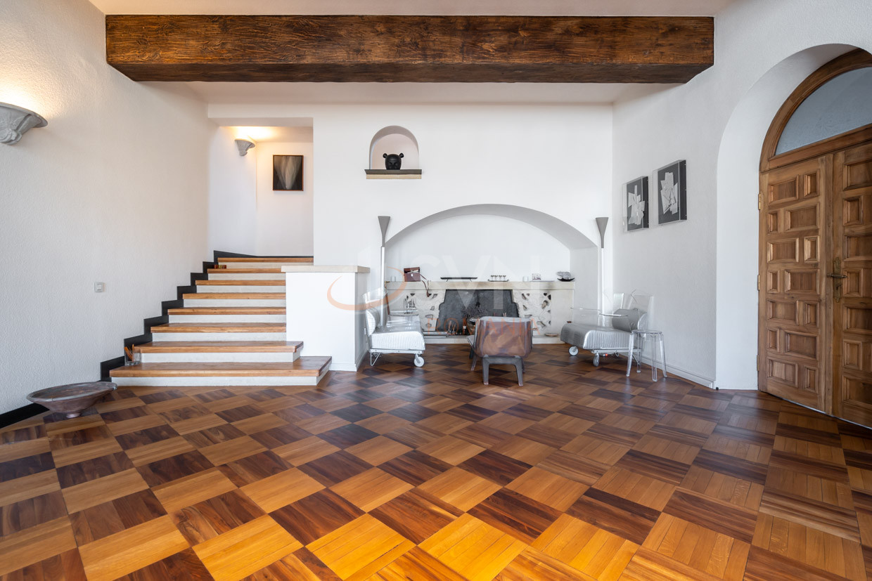 Casa, 10 camere Bucuresti/Dacia