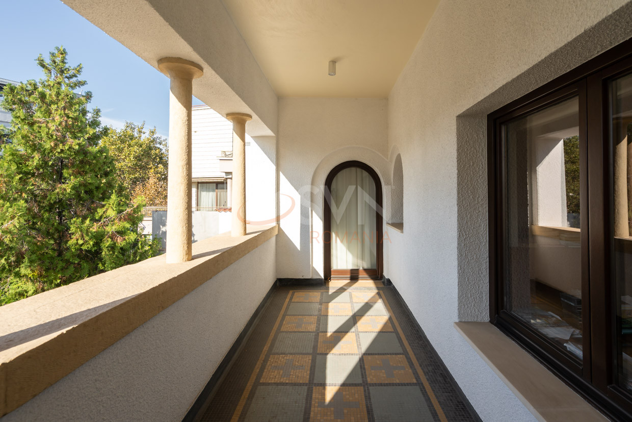 Casa, 10 camere Bucuresti/Dacia