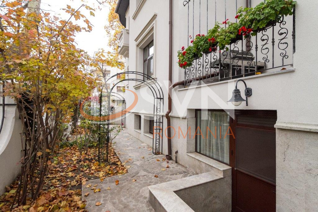 Casa, 10 camere Bucuresti/Cotroceni
