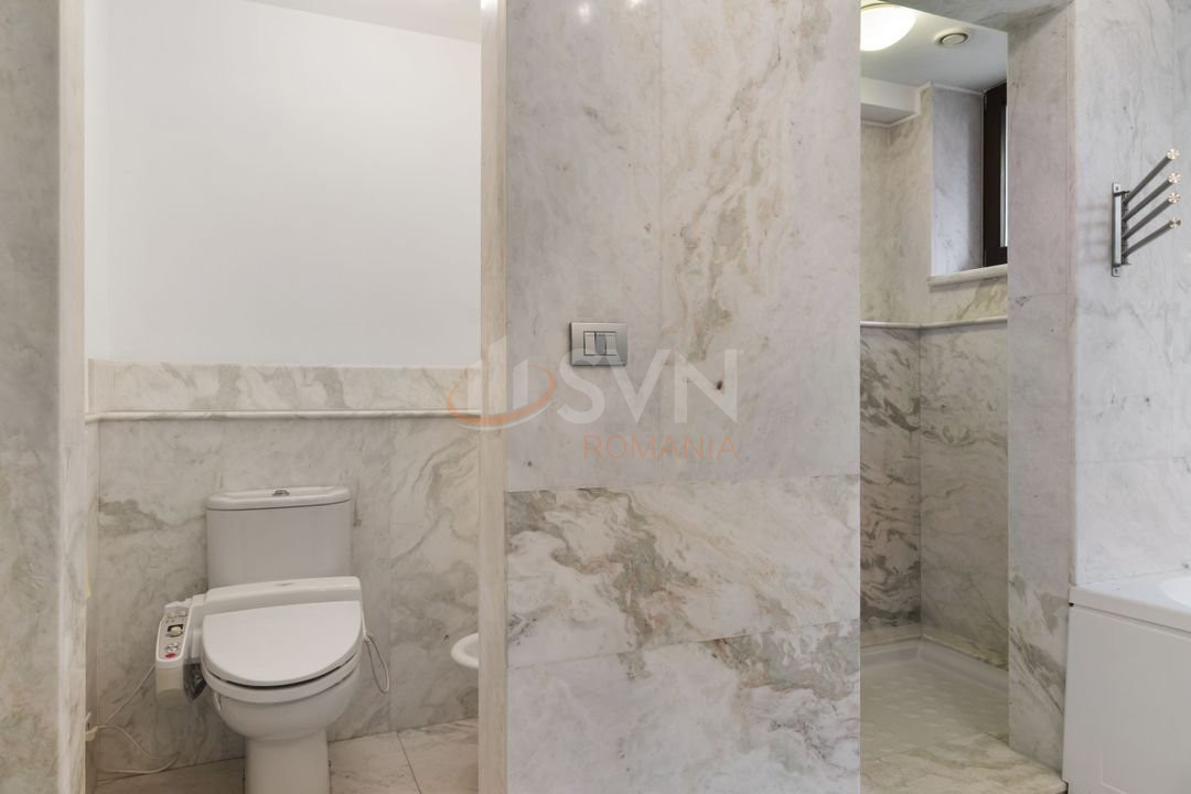 Casa, 10 camere Bucuresti/Sisesti