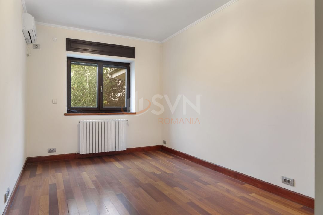 Casa, 10 camere Bucuresti/Sisesti