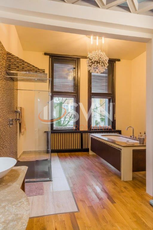 Casa, 10 camere Bucuresti/Cismigiu