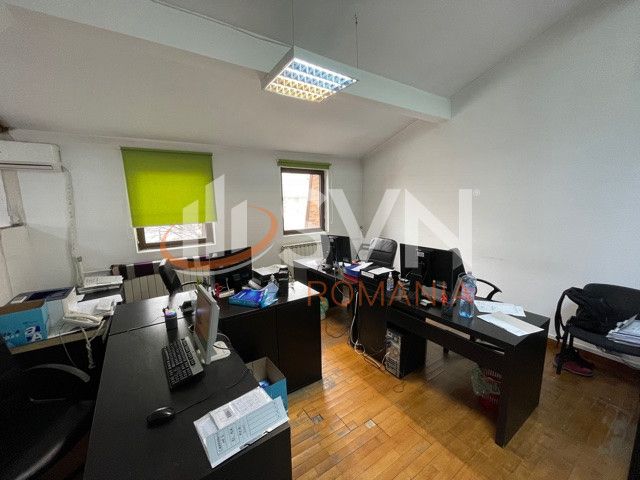 Casa, 10 camere Bucuresti/Dudesti