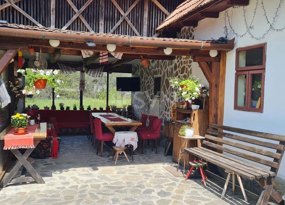 Casa, 10 camere Arges/Cartierul 6 Martie