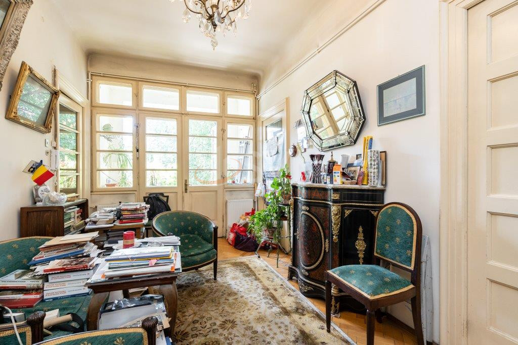 Casa, 10 camere Bucuresti/Armeneasca