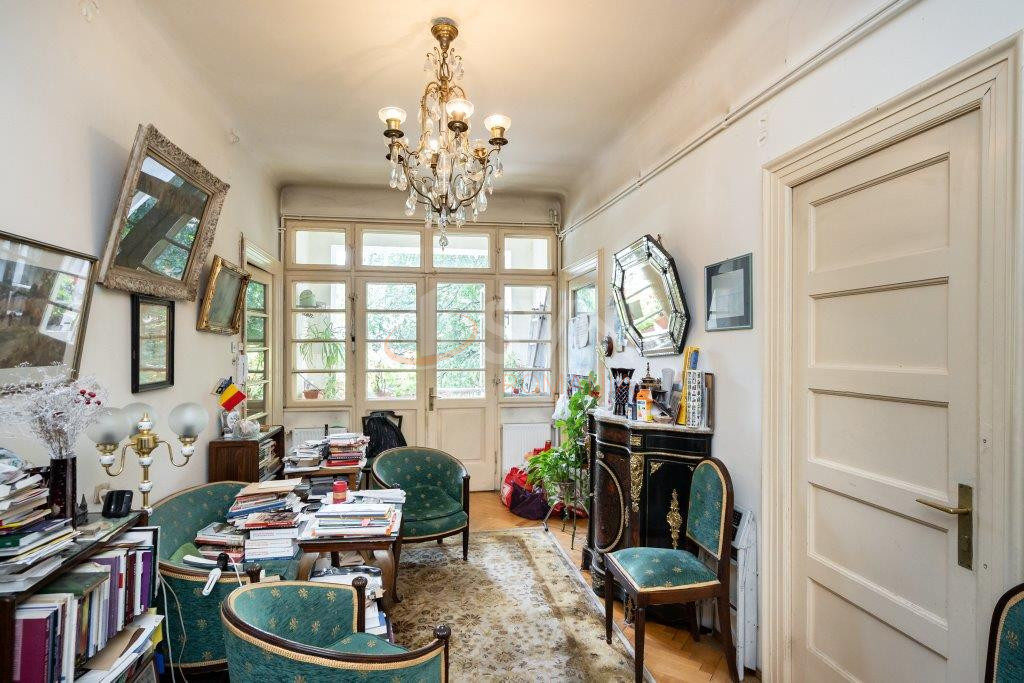 Casa, 10 camere Bucuresti/Armeneasca