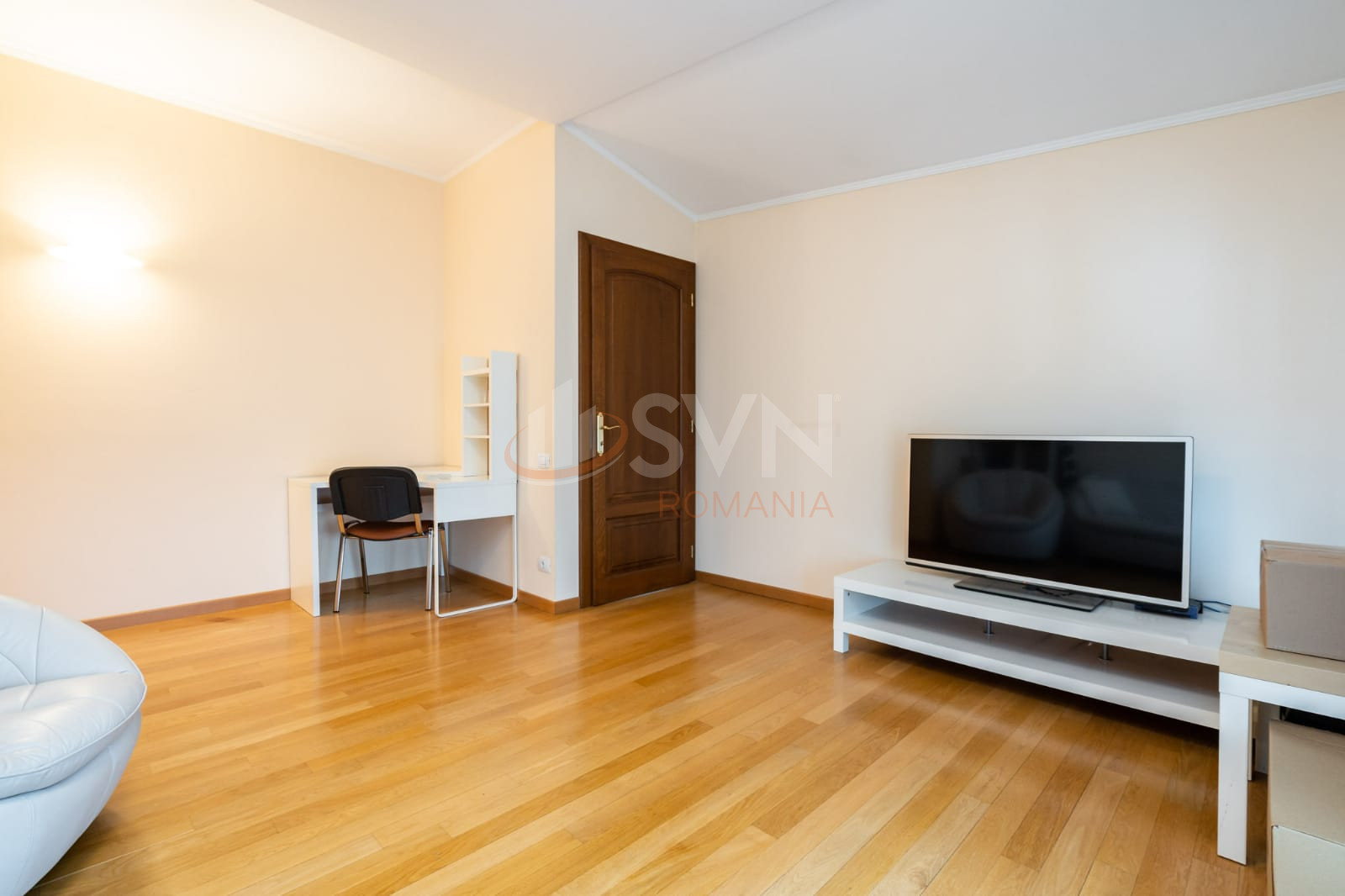 Casa, 10 camere Bucuresti/Bucurestii Noi