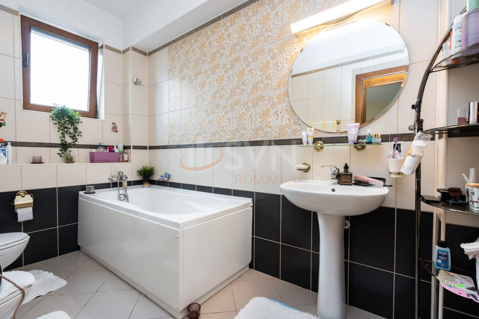 Casa, 10 camere Bucuresti/Bucurestii Noi