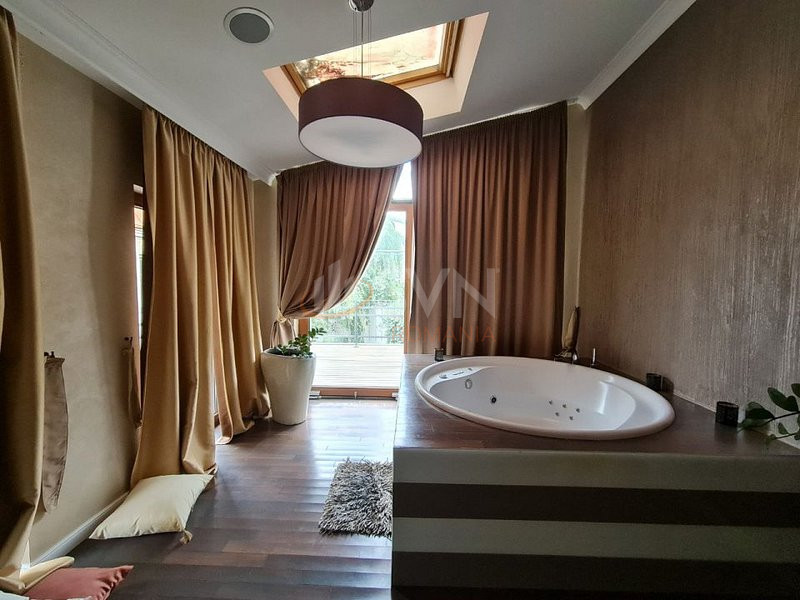 Casa, 10 camere Bucuresti/Armeneasca