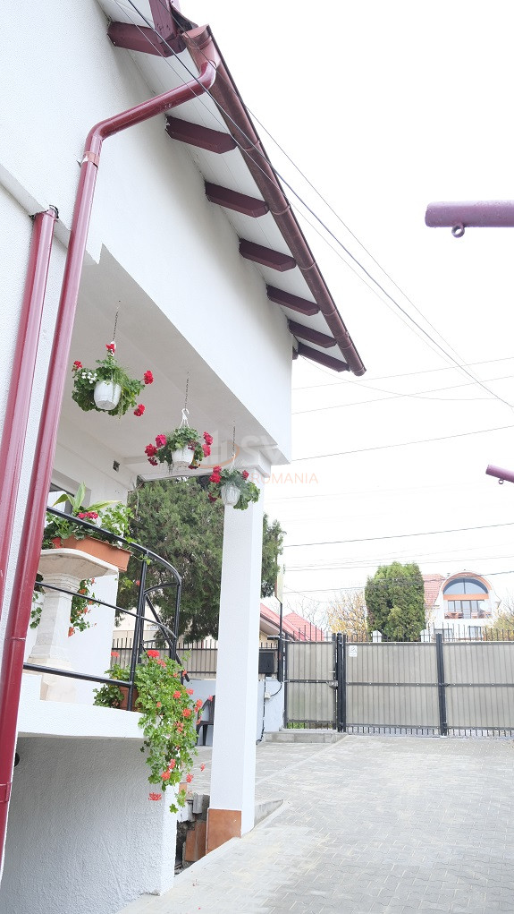 Casa, 10 camere Cluj/Dambul Rotund