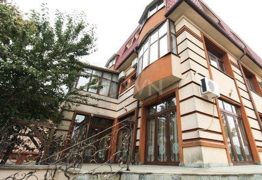 Casa, 10 camere Bucuresti/Pipera