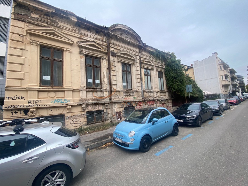 Casa, 10 camere Bucuresti/Calea Victoriei