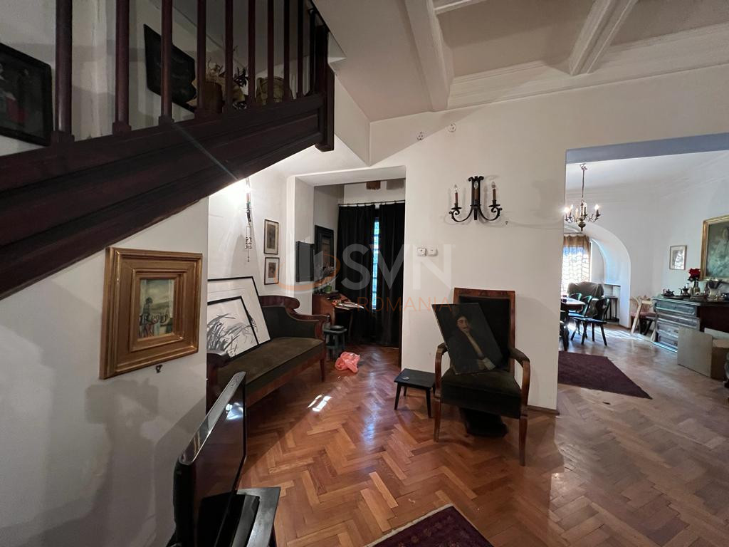 Casa, 10 camere Bucuresti/Capitale