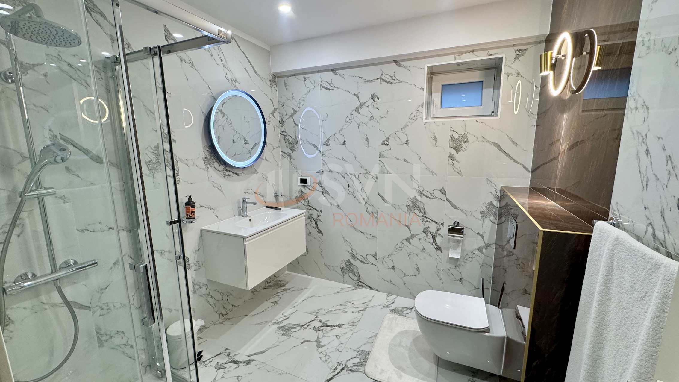 Casa, 10 camere Prahova/Centru