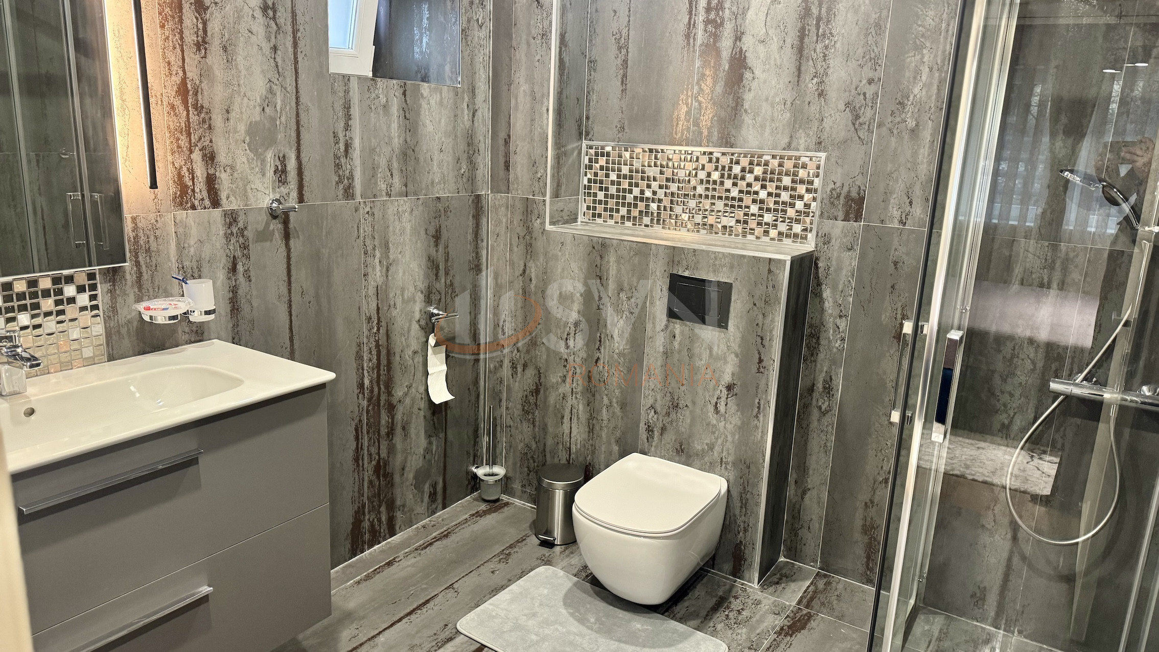 Casa, 10 camere Prahova/Centru