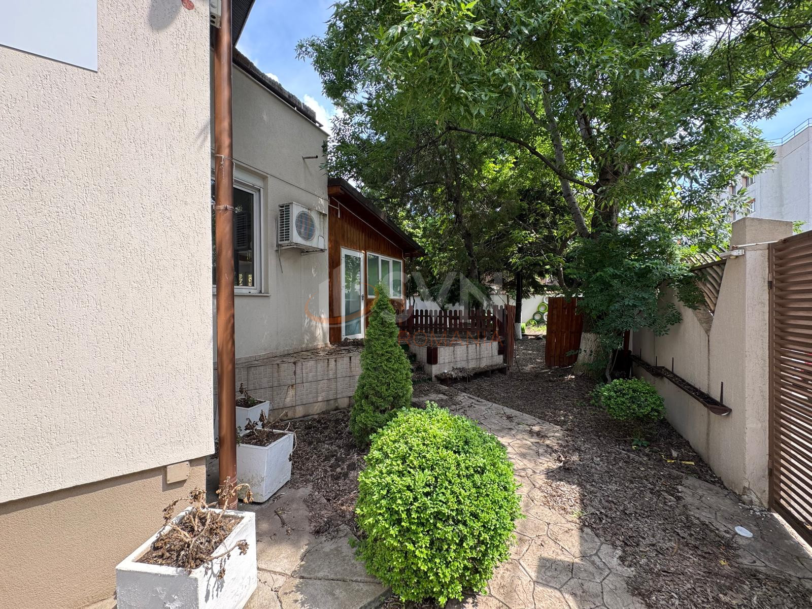 Casa, 10 camere Bucuresti/Lacul Tei