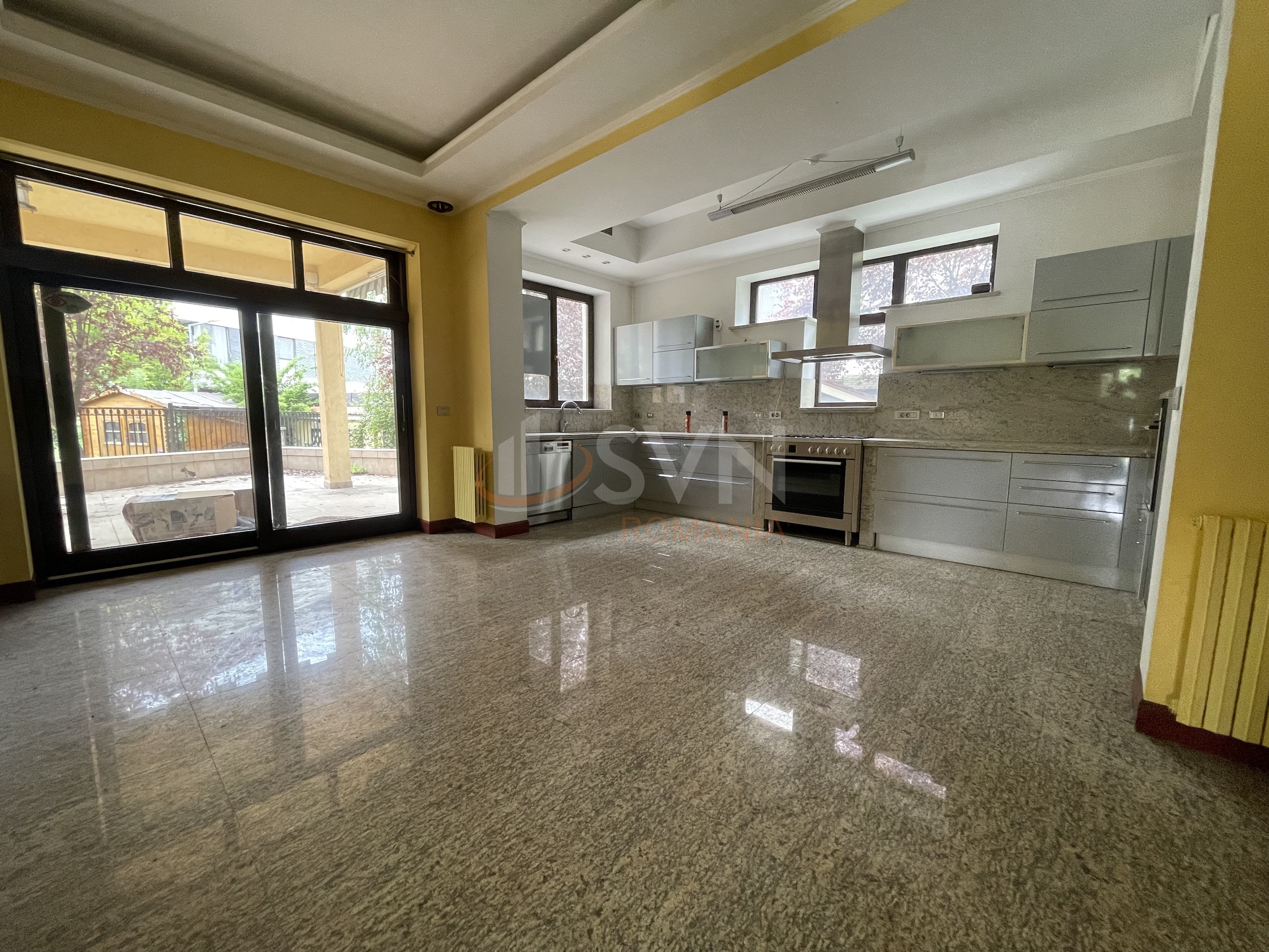 Casa, 10 camere Bucuresti/Sisesti