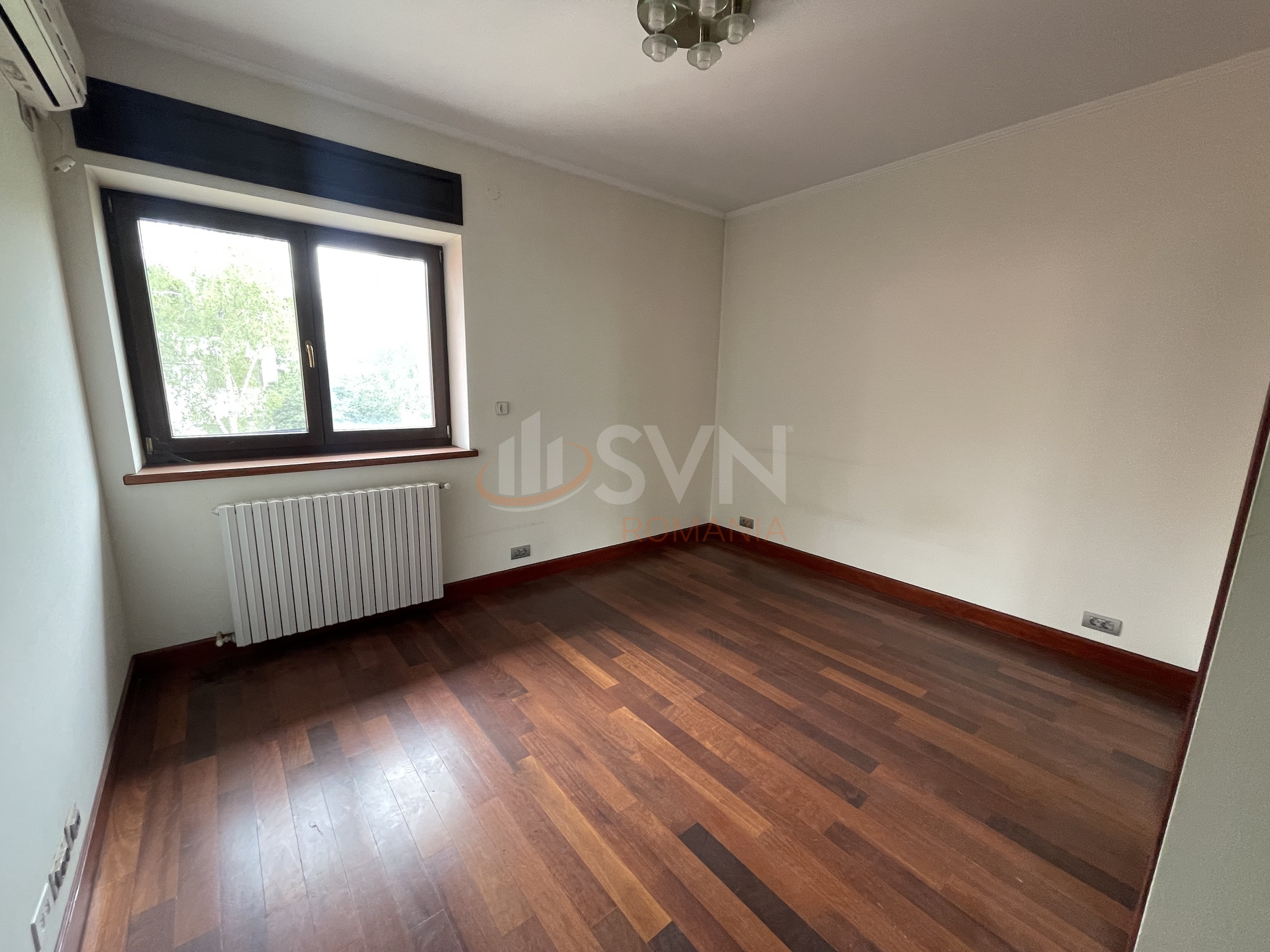 Casa, 10 camere Bucuresti/Sisesti