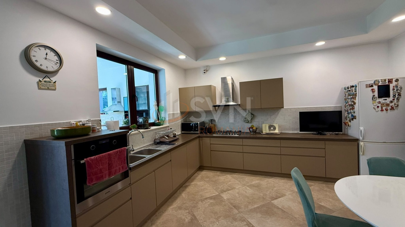 Casa, 10 camere Ilfov/Centru