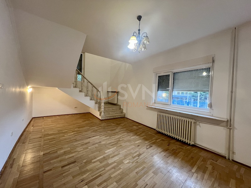 Casa, 10 camere Bucuresti/Sisesti