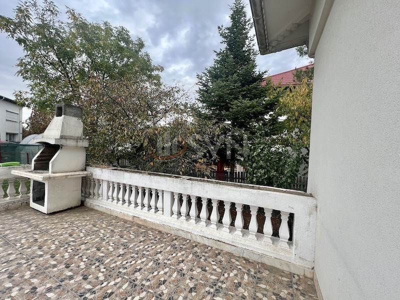 Casa, 10 camere Bucuresti/Sisesti