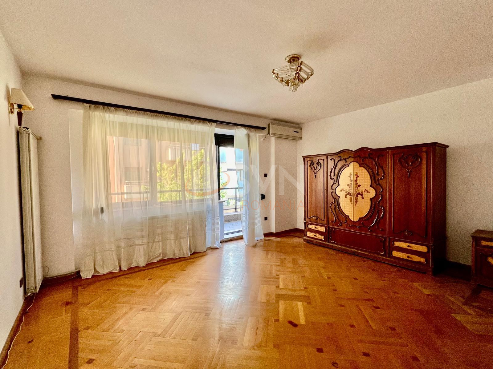 Casa, 10 camere Bucuresti/Domenii