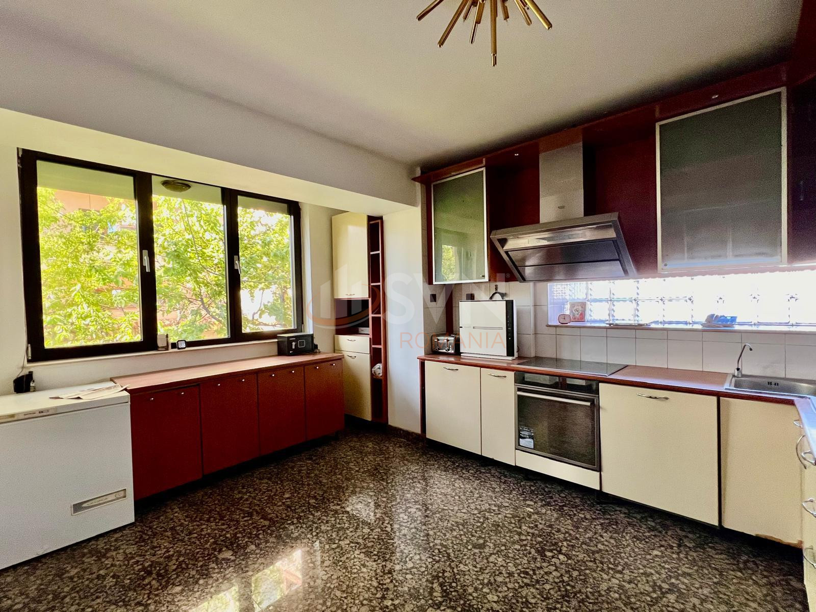 Casa, 10 camere Bucuresti/Domenii