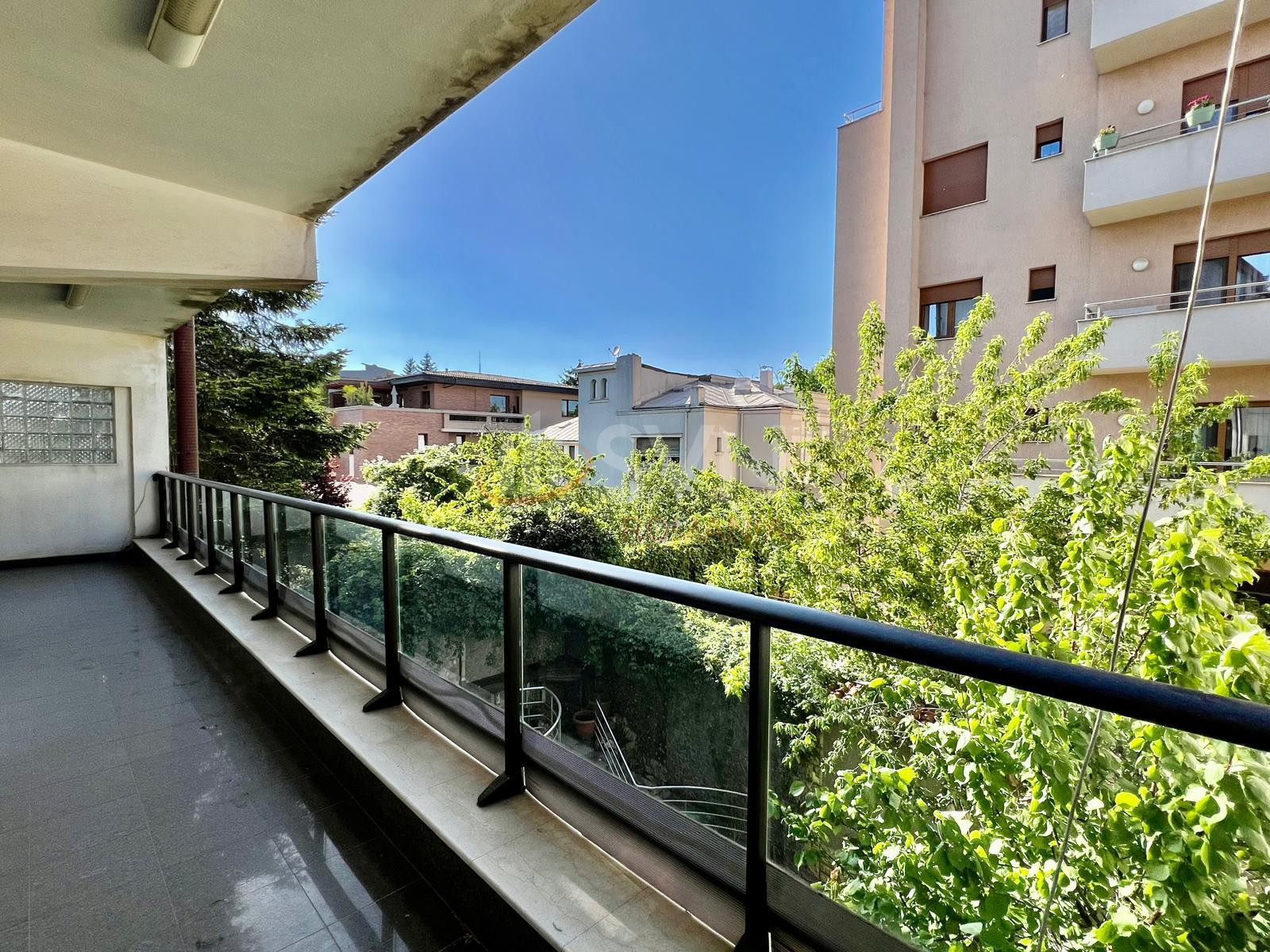 Casa, 10 camere Bucuresti/Domenii