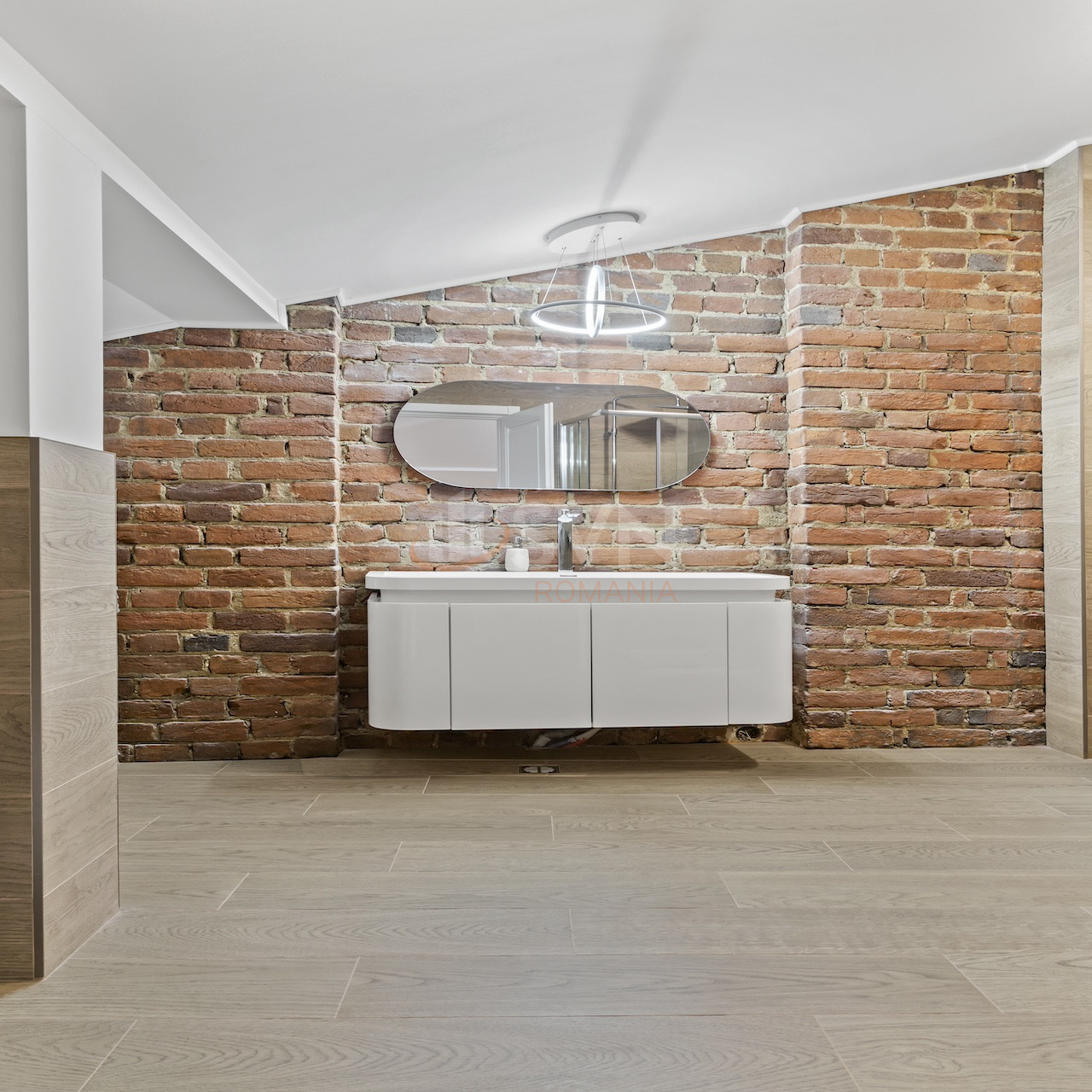 Casa, 10 camere Bucuresti/Piata Universitatii