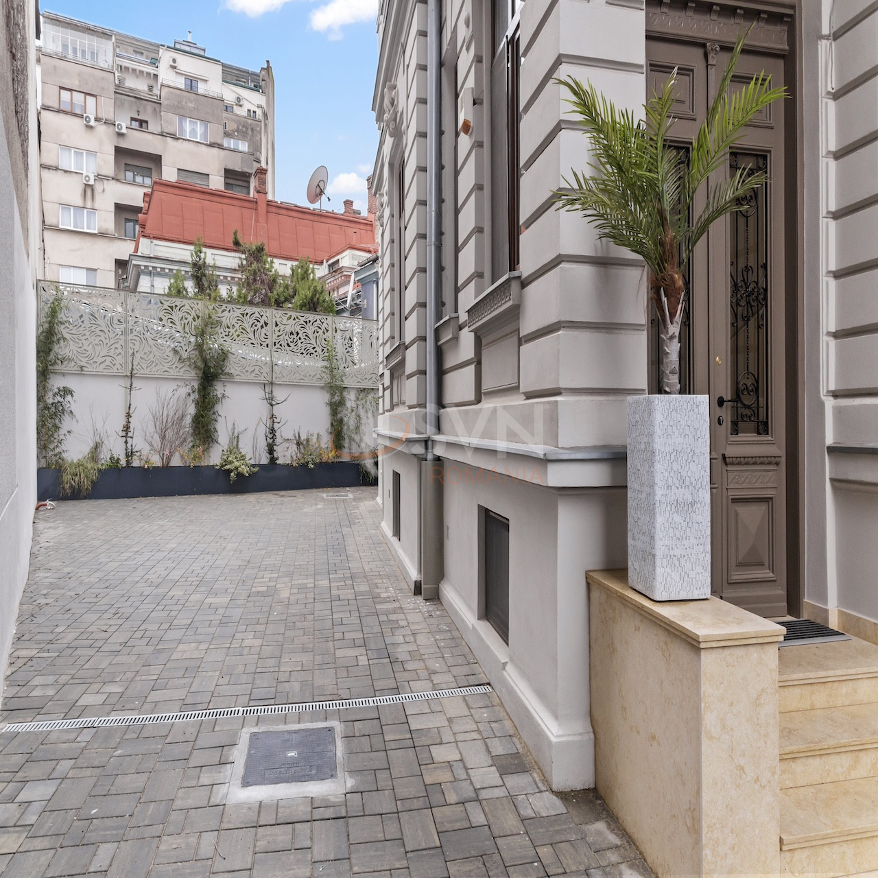 Casa, 10 camere Bucuresti/Piata Universitatii