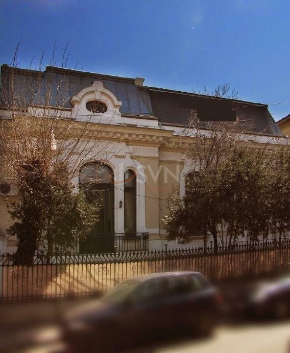 Casa, 10 camere Bucuresti/Dacia