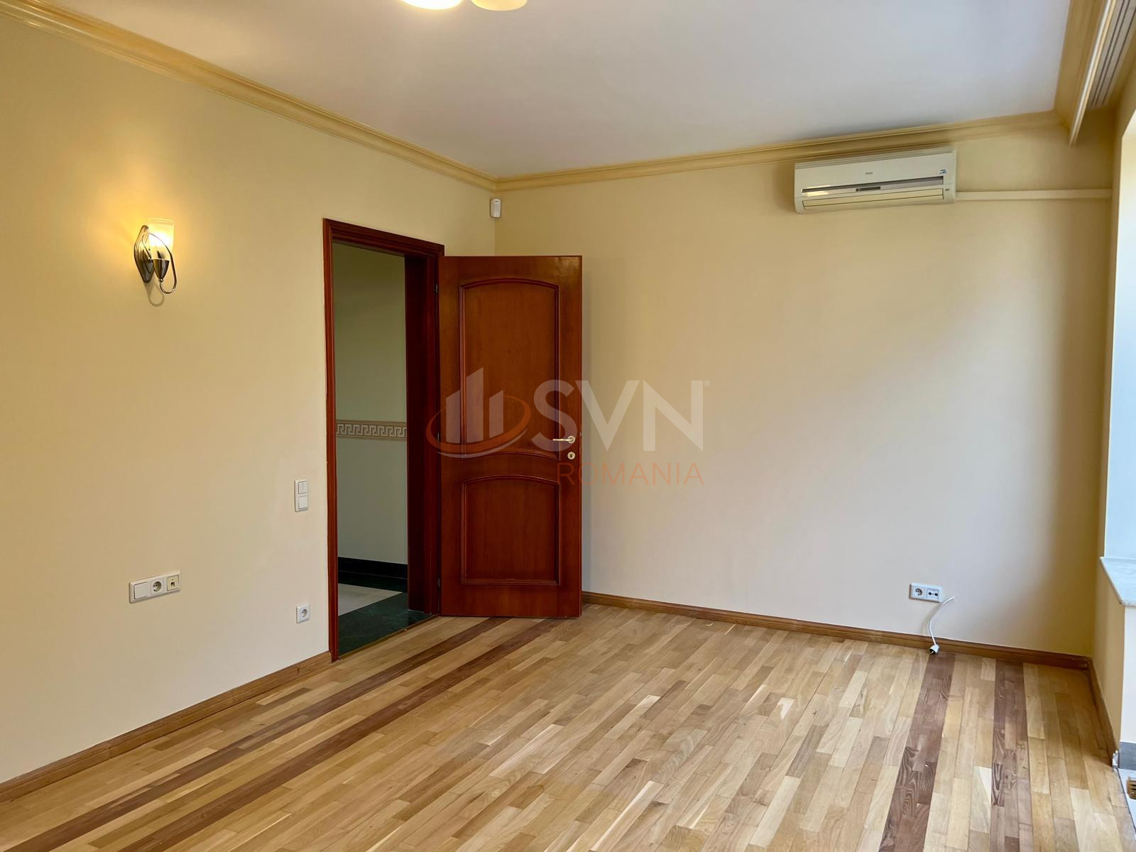 Casa, 10 camere Bucuresti/Pipera
