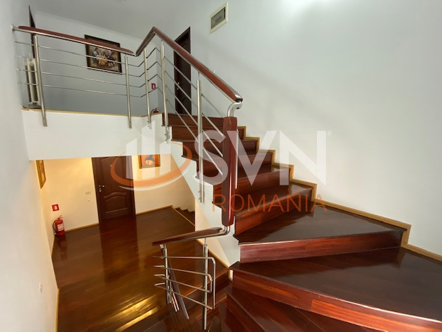 Casa, 11 camere Bucuresti/Fundeni