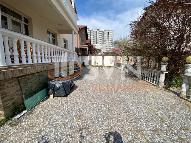 Casa, 11 camere Bucuresti/Fundeni