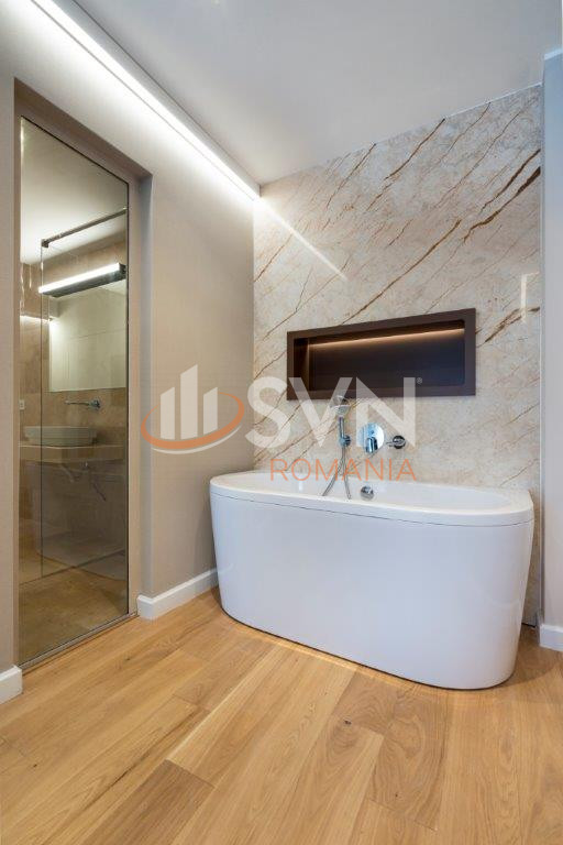 Casa, 11 camere Bucuresti/Calea Calarasilor