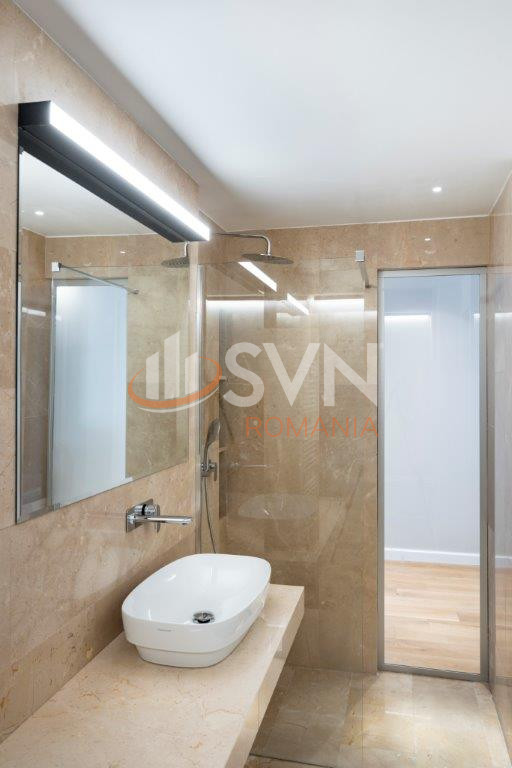 Casa, 11 camere Bucuresti/Calea Calarasilor