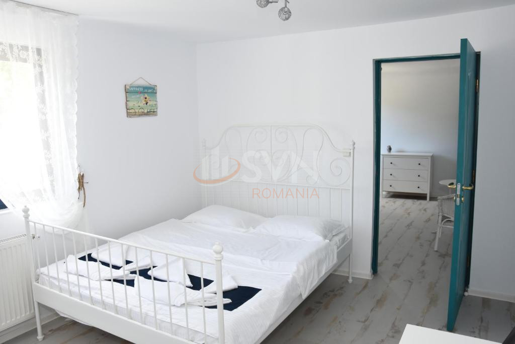Casa, 11 camere Mehedinti/Centru