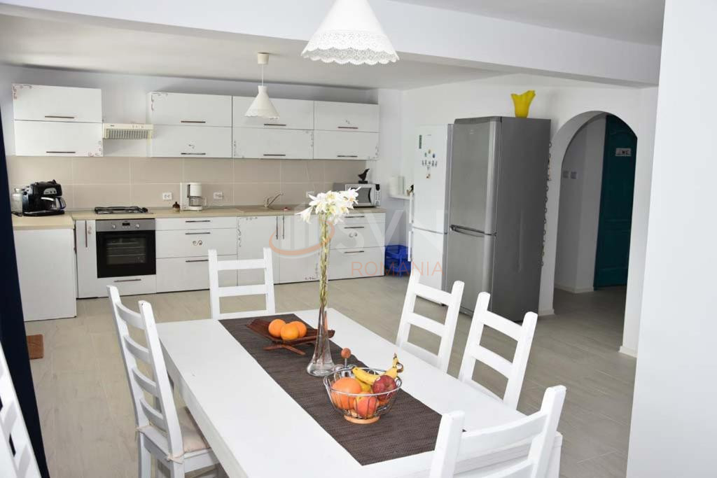 Casa, 11 camere Mehedinti/Centru